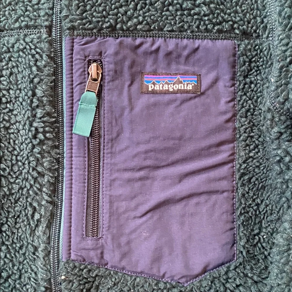 Patagonia Deep Green Fleece Jacket - Picture 2 of 4